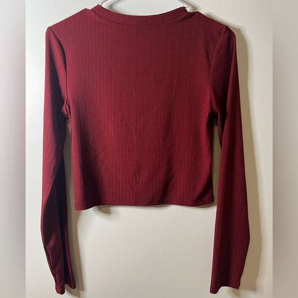 Forever 21 Women’s Long Sleeve Half Shirt Size Large - Picture 4 of 7